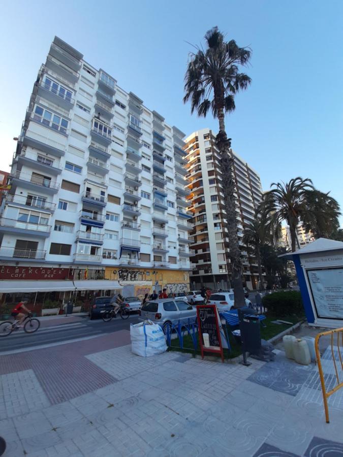 Apartamento Malaga Port Екстер'єр фото