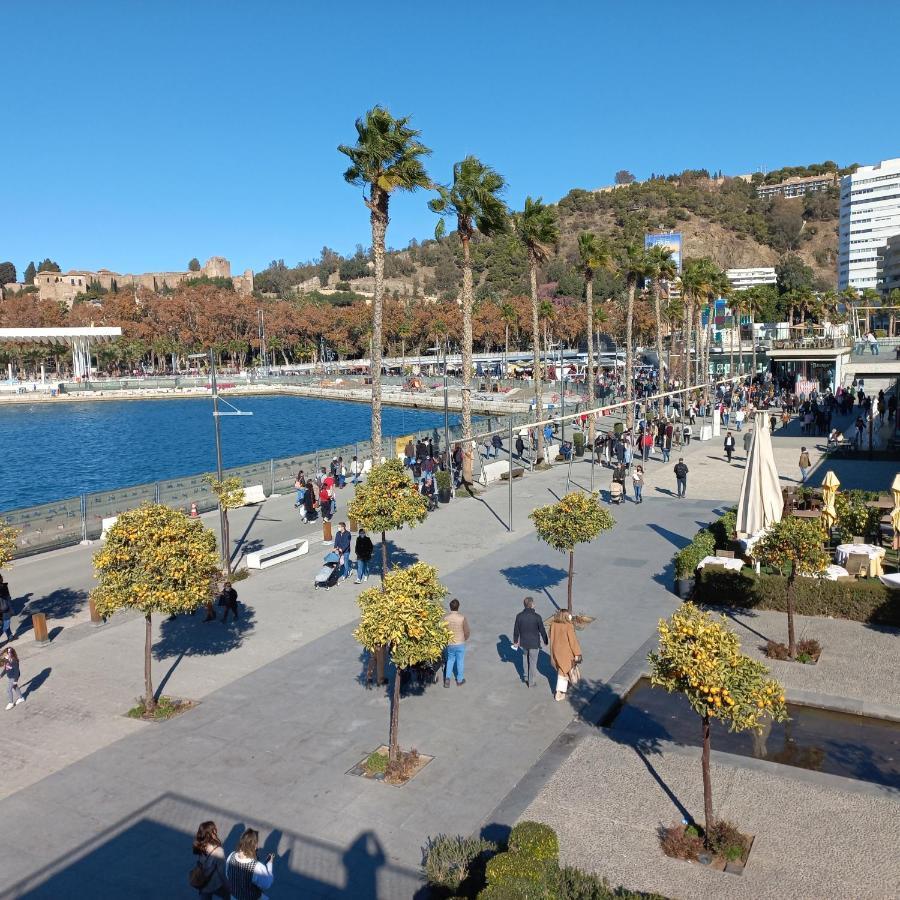 Apartamento Malaga Port Екстер'єр фото