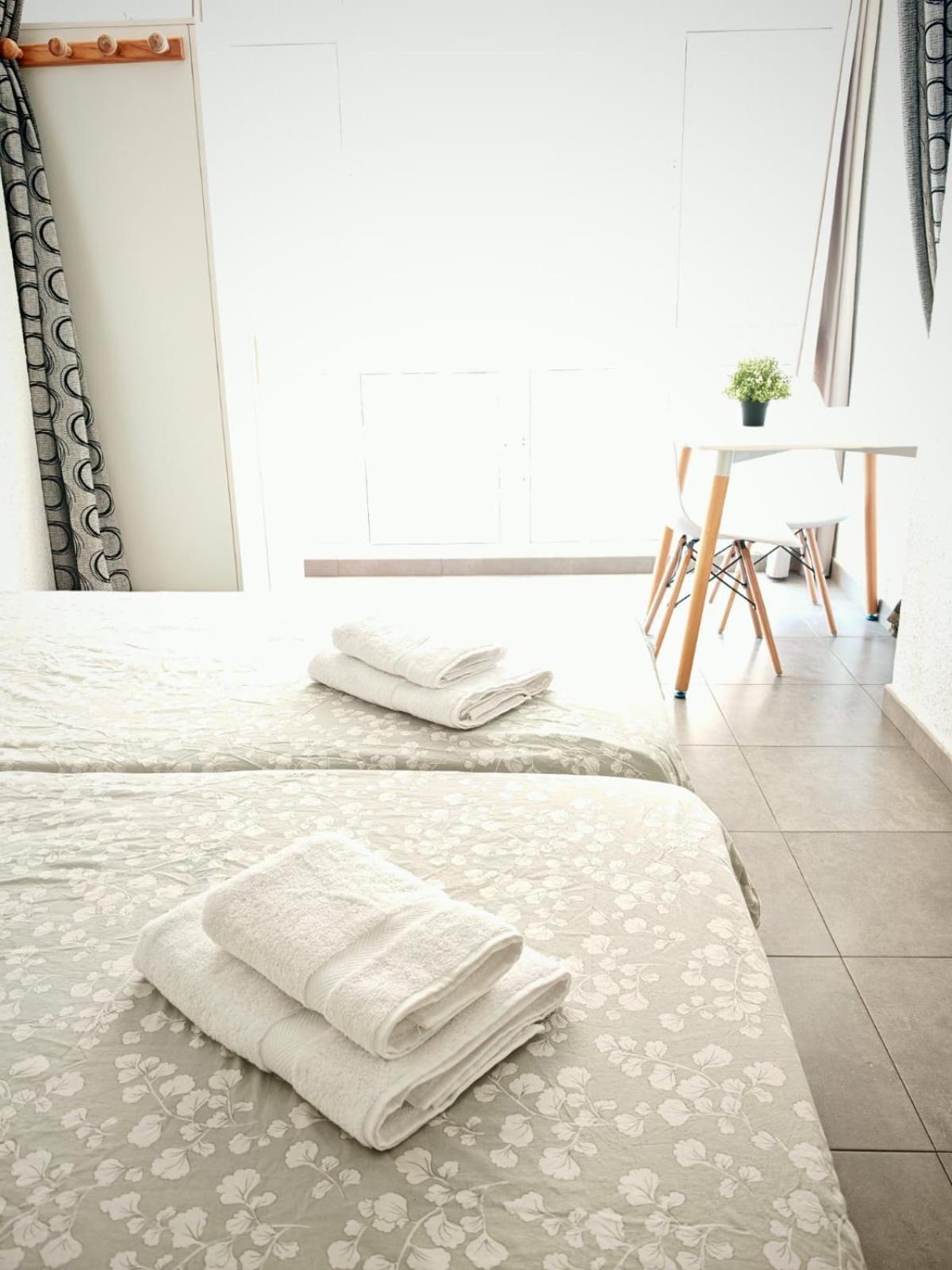 Apartamento Malaga Port Екстер'єр фото